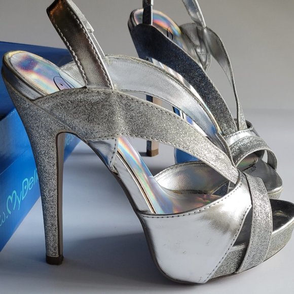 My Delicious Ruby Silver Glitter Platform Heels  Size 6.5 - Picture 3 of 6